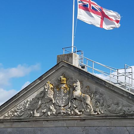 Pure B - Exceptional Views Of Tamar & Royal William Yard With Free Parking & Wifi Apartment Plymouth Luaran gambar