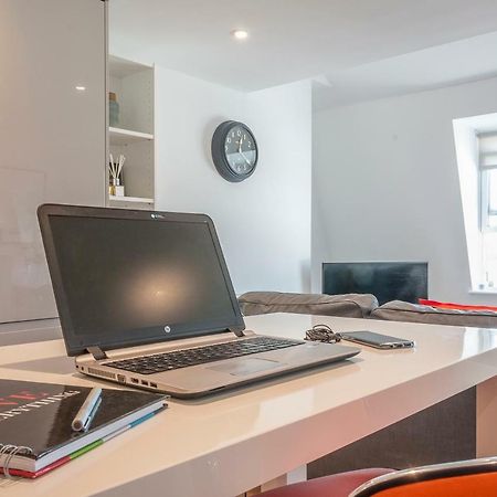 Pure B - Exceptional Views Of Tamar & Royal William Yard With Free Parking & Wifi Apartment Plymouth Luaran gambar