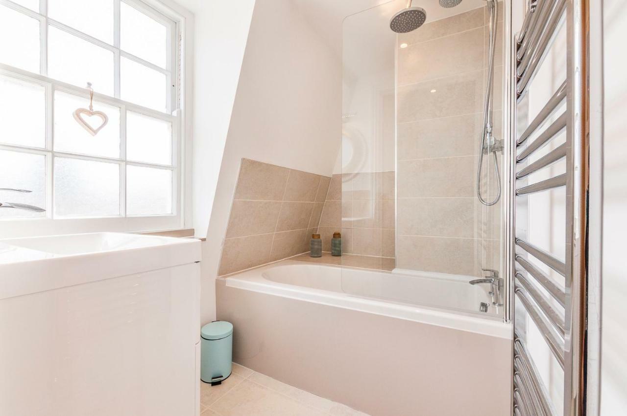 Pure B - Exceptional Views Of Tamar & Royal William Yard With Free Parking & Wifi Apartment Plymouth Luaran gambar