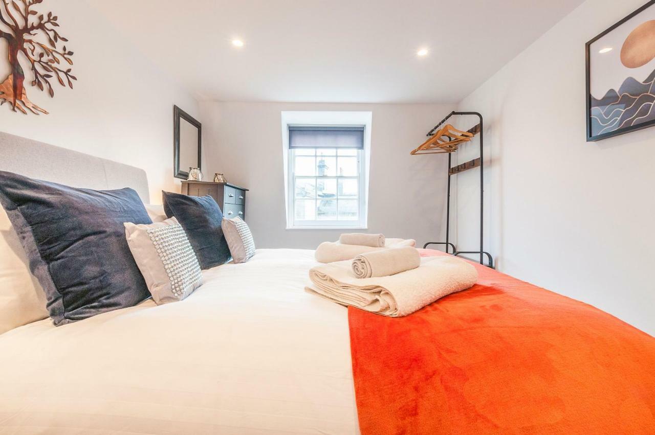 Pure B - Exceptional Views Of Tamar & Royal William Yard With Free Parking & Wifi Apartment Plymouth Luaran gambar